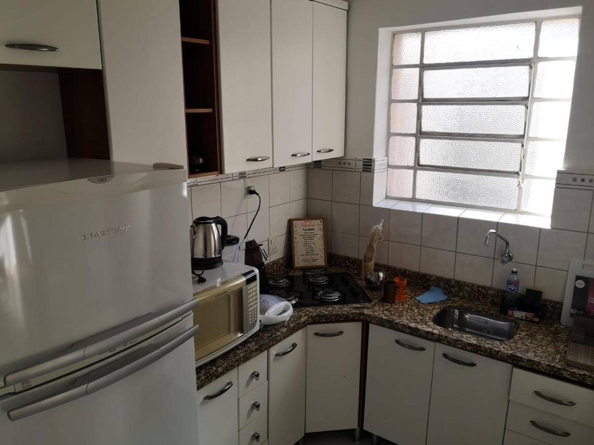 Ensolarado E Espacoso Quarto/Sala No Coracao De Poa Порту Алегри Екстериор снимка